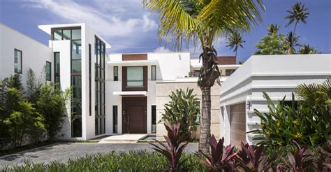 $10,900,000 USD: Completed in 2022, this newly constructed residence <b>in Dorado</b> Country Estates features state-of-the-art architectural elements with 12' ceilings, imposing absolute. . Cheap homes for sale in dorado puerto rico